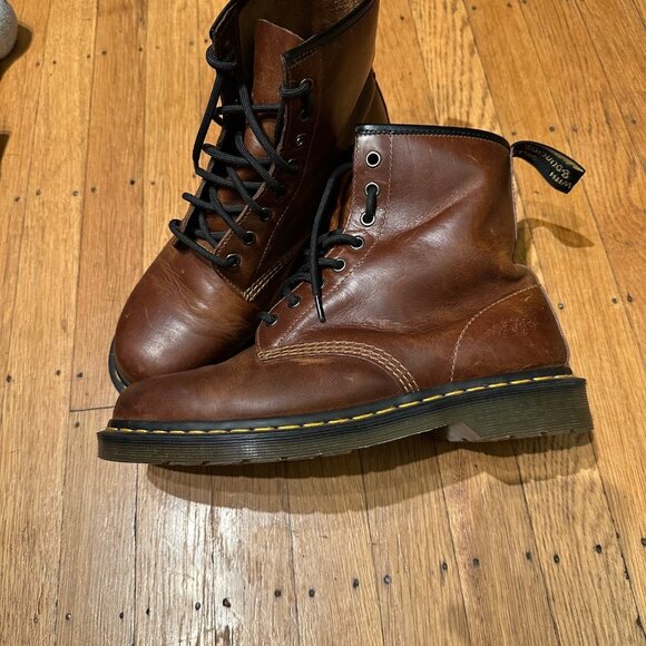 Dr. Martens 1460 - 8-eye - Orleans Leather - Discontinued - US 10M / UK 9M - Picture 8 of 8